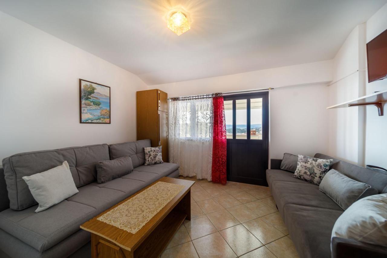 Appartamento Marie i Nikola Krk Town Esterno foto