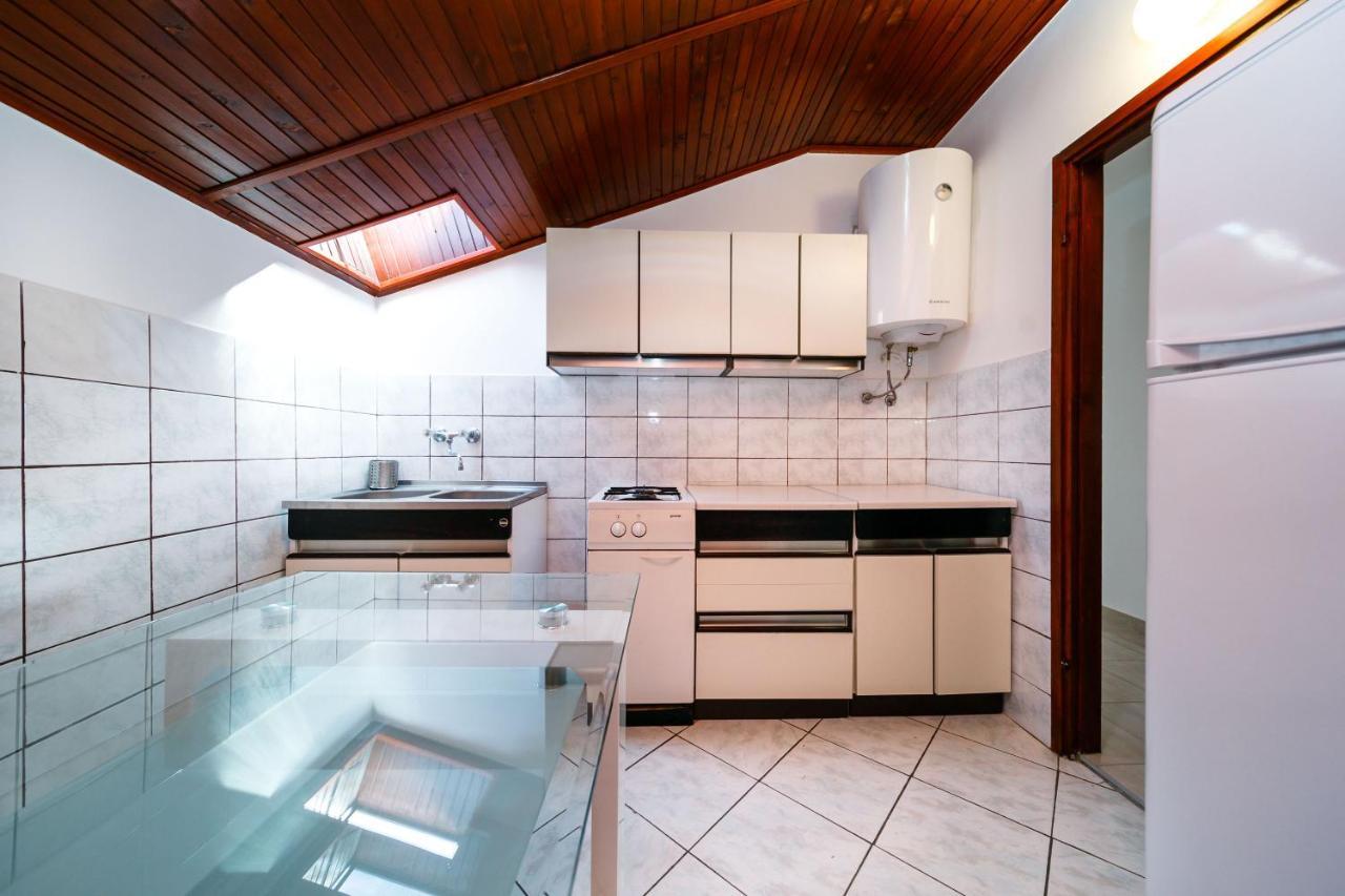 Appartamento Marie i Nikola Krk Town Esterno foto