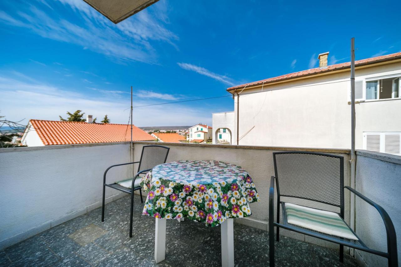 Appartamento Marie i Nikola Krk Town Esterno foto