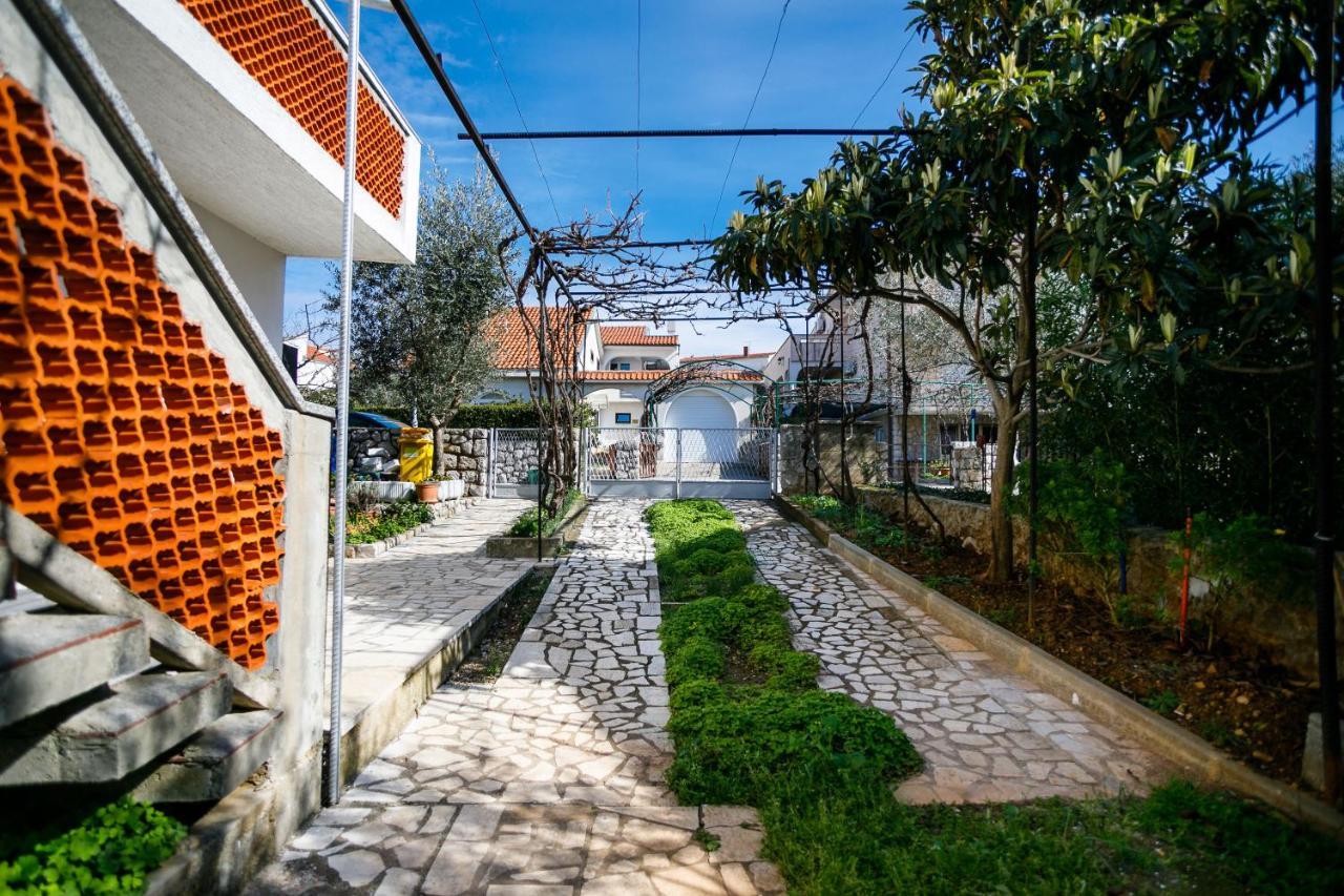 Appartamento Marie i Nikola Krk Town Esterno foto