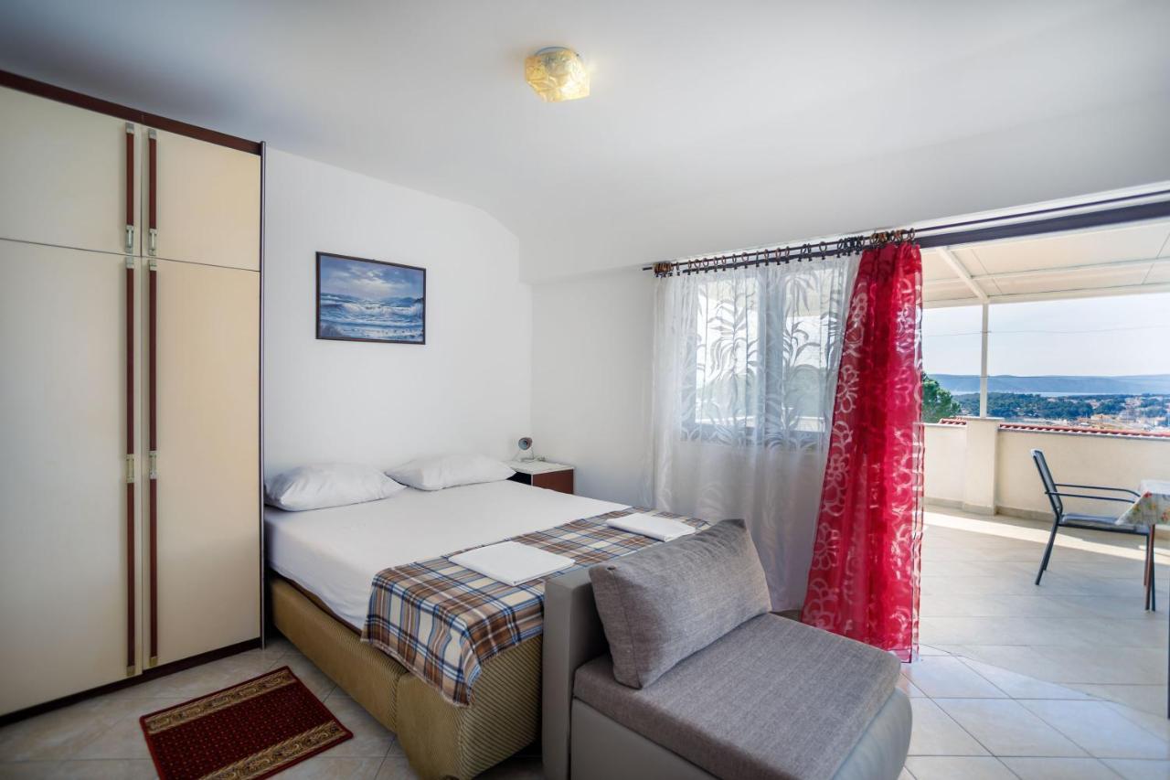 Appartamento Marie i Nikola Krk Town Esterno foto